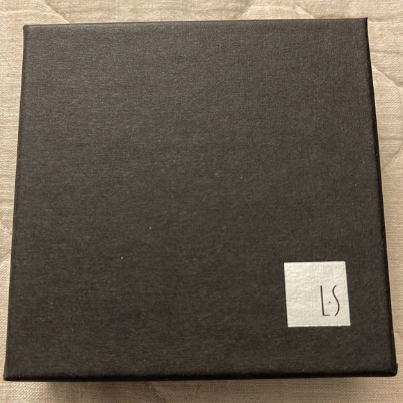 The LS collection silver plated hand cast ornament. Preowned excellent conditio… - Picture 6 of 6